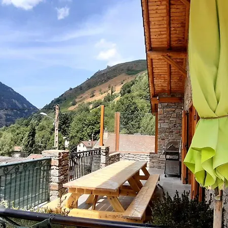 Chemin Des Sources Chaudes Holiday home Merens-les-Vals