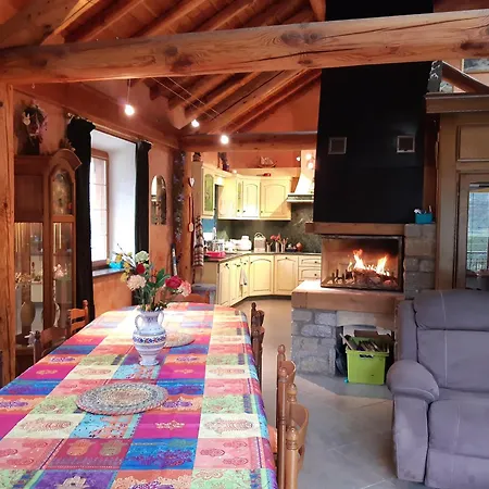 Chemin Des Sources Chaudes Holiday home