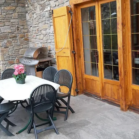 Chemin Des Sources Chaudes Holiday home *